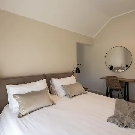 3 Luxury Bedroom Apartment Emma Sinj Exterior photo
