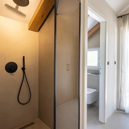3 Luxury Bedroom Apartment Emma Sinj Exterior photo